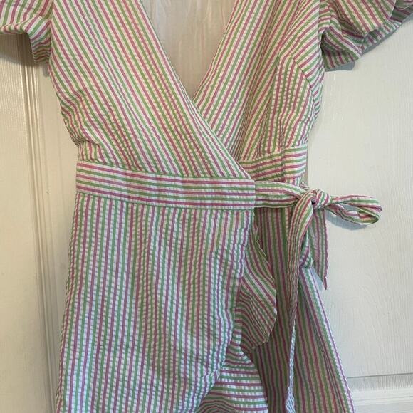 DRAPER JAMES RSVP Puff Sleeve Wrap Dress Ruffled Seersucker Striped Sz medium - Picture 2 of 16